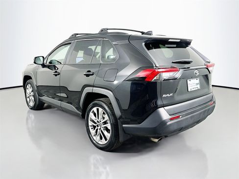 Certified 2023 Toyota RAV4 XLE Premium image 5