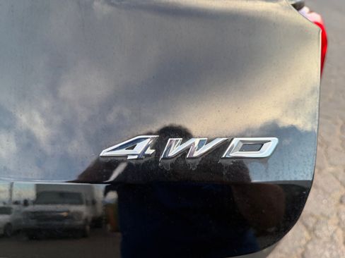 Used 2023 Ford Explorer Limited AWD/4WD image 29