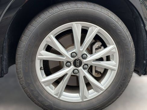 Used 2025 Audi Q3 2.0T Premium AWD/4WD image 13