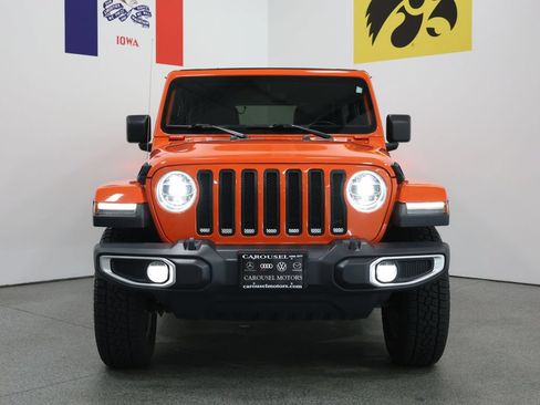 Used 2020 Jeep Wrangler Unlimited Sahara w/ LED Lighting Group AWD/4WD image 7