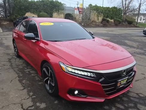 Used 2022 Honda Accord Sport image 2