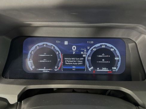Used 2025 Toyota Tacoma TRD Sport AWD/4WD image 18