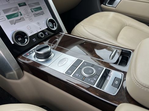 Used 2021 Land Rover Range Rover Westminster Edition image 23