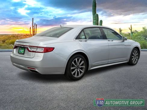 Used 2019 Lincoln Continental Premiere FWD image 5
