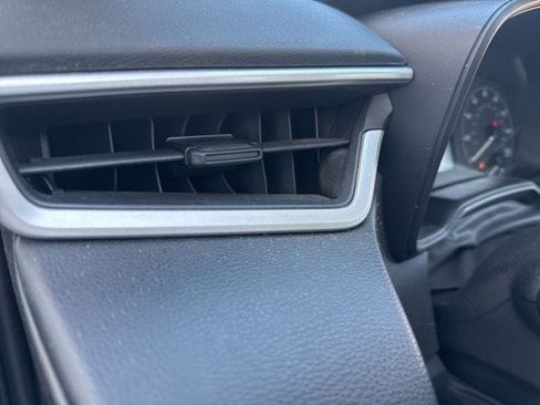Used 2025 Toyota Corolla LE FWD image 24