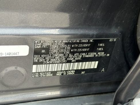Used 2019 Toyota RAV4 XLE FWD image 30