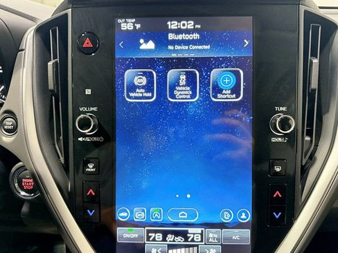 Used 2025 Subaru Crosstrek 2.0i Premium AWD/4WD image 17