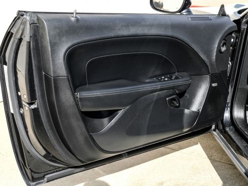 Used 2016 Dodge Challenger R/T Plus image 34