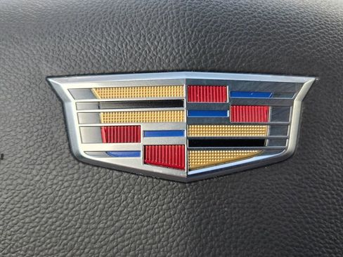 Used 2023 Cadillac XT4 Sport FWD image 25
