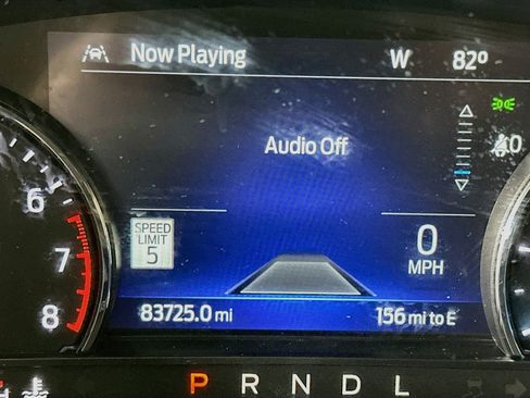 Used 2022 Ford Explorer Limited w/ Equipment Group 301A AWD/4WD image 19