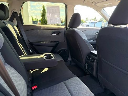 Used 2023 Nissan Rogue SV AWD/4WD image 28