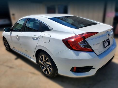 Used 2016 Honda Civic EX image 10