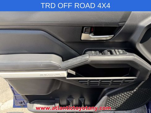 Used 2024 Toyota Tacoma TRD Off-Road AWD/4WD image 24