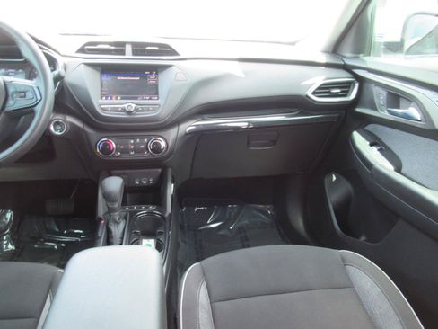 Certified 2023 Chevrolet TrailBlazer LT FWD image 14