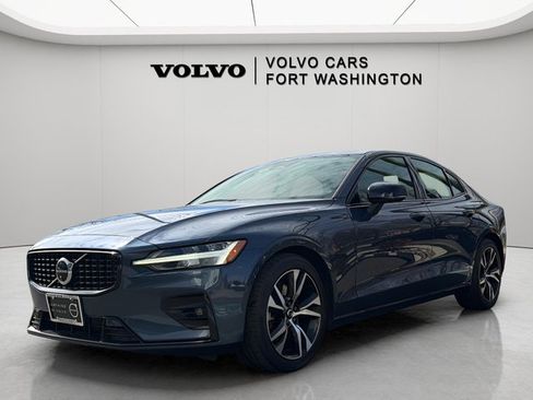 Certified 2025 Volvo S60 B5 Plus image 1