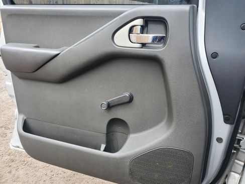 Used 2012 Nissan Frontier S w/ S Preferred Pkg image 14