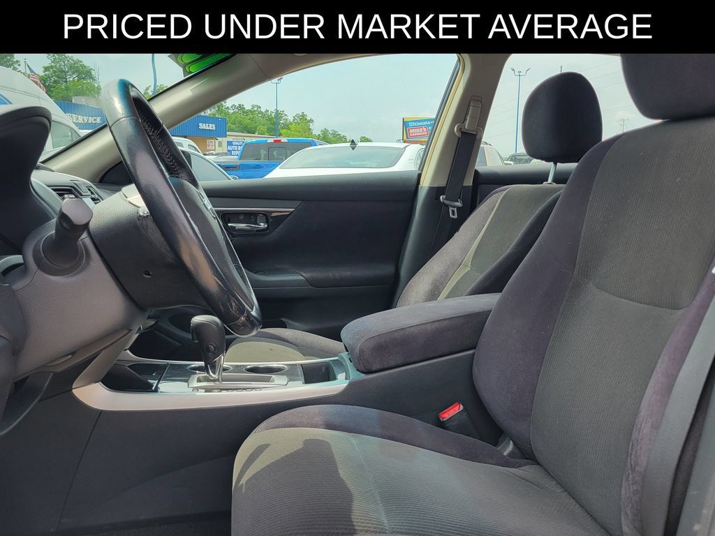 Used 2013 Nissan Altima 2.5 SV FWD image 13