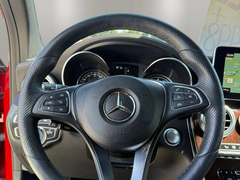 Used 2018 Mercedes-Benz GLC 300 4MATIC image 14