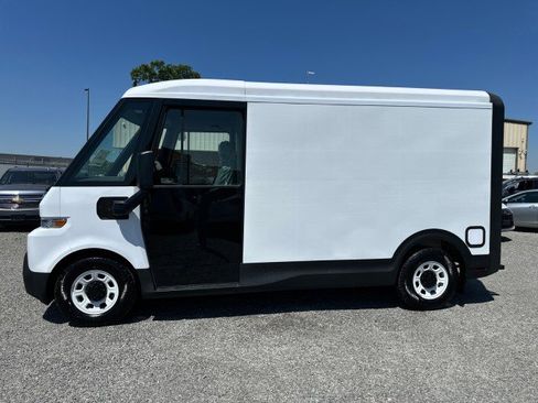 Used 2024 Chevrolet Brightdrop 400 w/ Commercial Equipment Package AWD/4WD image 14