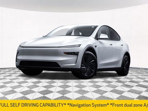 Used 2026 Tesla Model Y Long Range AWD/4WD image 2