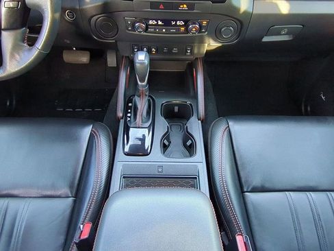 Used 2023 Nissan Frontier Pro-X w/ Pro-X Premium Package image 19