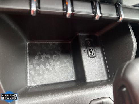 Used 2023 Chevrolet Colorado W/T image 20