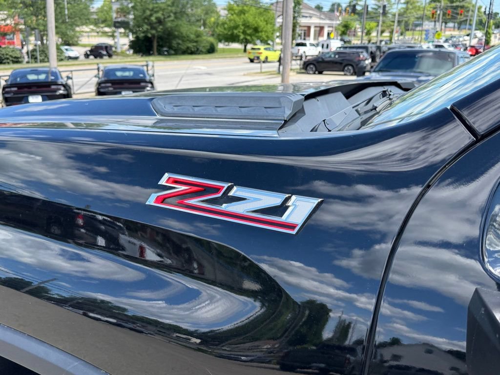 Used 2020 Chevrolet Silverado 2500 LTZ w/ Z71 Off-Road Package AWD/4WD image 12