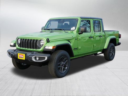 New 2026 Jeep Gladiator Sport image 3