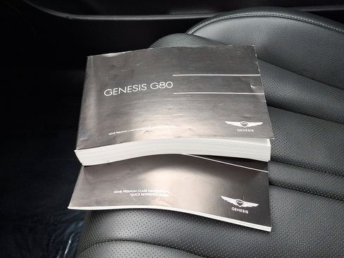 Used 2023 Genesis G80 2.5T image 25