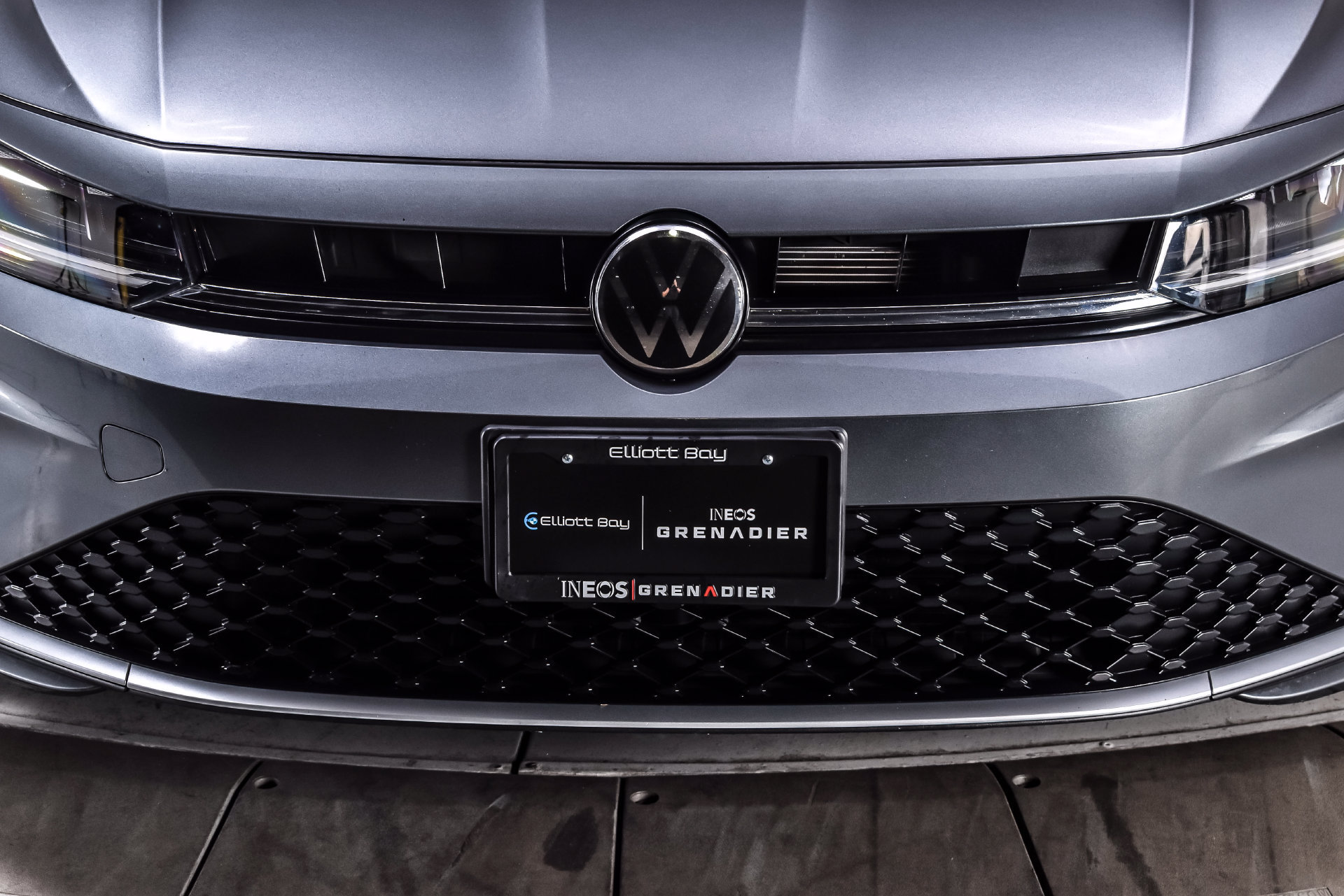 Used 2025 Volkswagen Jetta SE FWD image 7