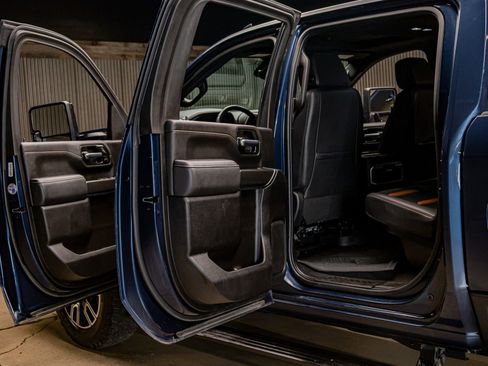 Used 2022 GMC Sierra 2500 AT4 w/ AT4 Premium Plus Package image 29