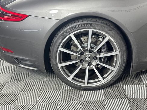 Used 2017 Porsche 911 Carrera image 16