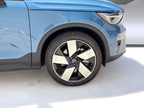 Used 2023 Volvo C40 P8 Recharge Ultimate w/ Protection Package Premier AWD/4WD image 12