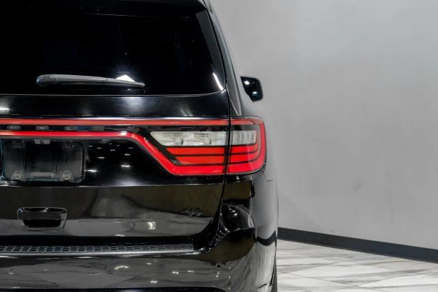 Used 2022 Dodge Durango R/T w/ Blacktop Package AWD/4WD image 61