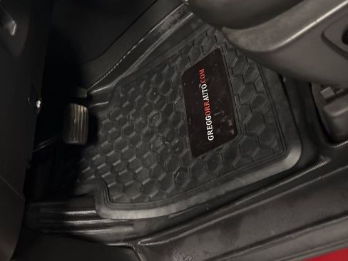 Used 2019 GMC Sierra 1500 SLT image 16