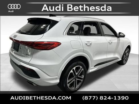 Certified 2025 Audi Q5 Premium Plus w/ Premium Plus AWD/4WD image 7