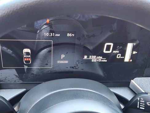 Used 2025 Nissan Kicks SV AWD/4WD image 12