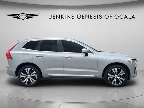 Used 2023 Volvo XC60 B5 Plus w/ Climate Package FWD image 2