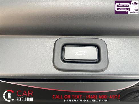 Used 2022 Land Rover Range Rover Long Wheelbase SE AWD/4WD image 15