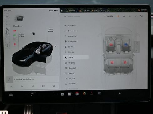 Used 2024 Tesla Model 3 Performance image 26