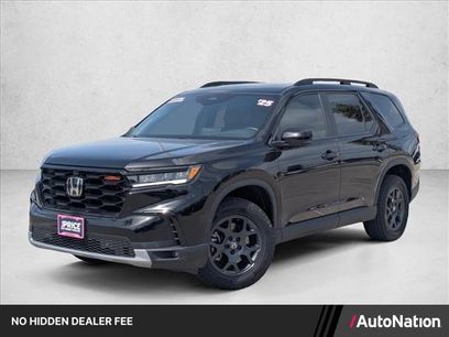 Used 2025 Honda Pilot TrailSport