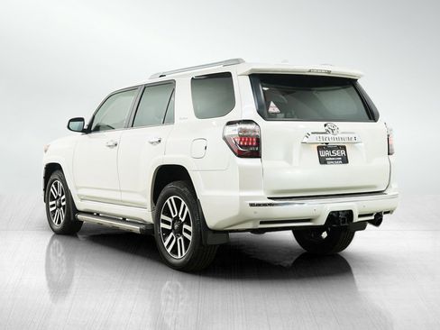 Used 2022 Toyota 4Runner Limited AWD/4WD image 3