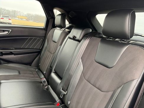 Used 2019 Ford Edge ST w/ Convenience Package image 31
