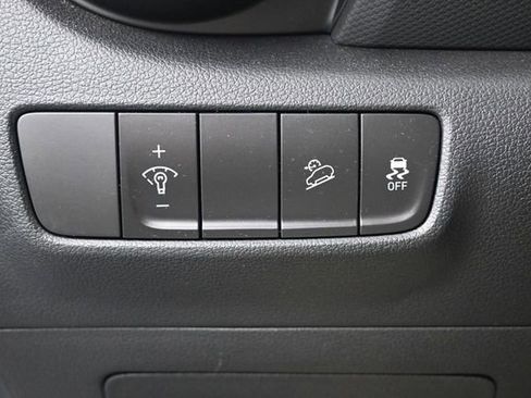 Used 2023 Hyundai Kona SEL AWD/4WD image 8