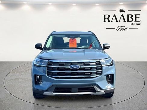 Used 2026 Ford Explorer Active w/ Active Comfort Package AWD/4WD image 8