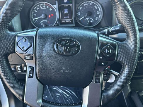 Used 2023 Toyota Tacoma TRD Off-Road image 13