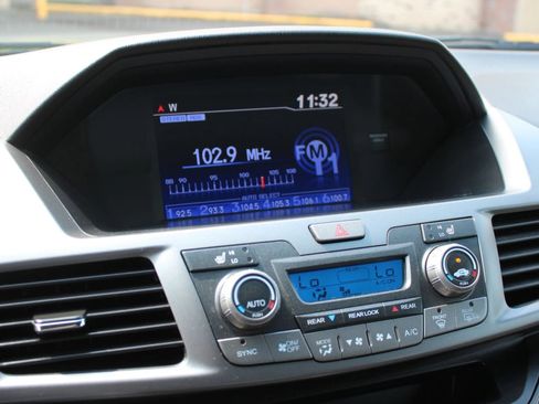 Used 2012 Honda Odyssey EX-L image 14