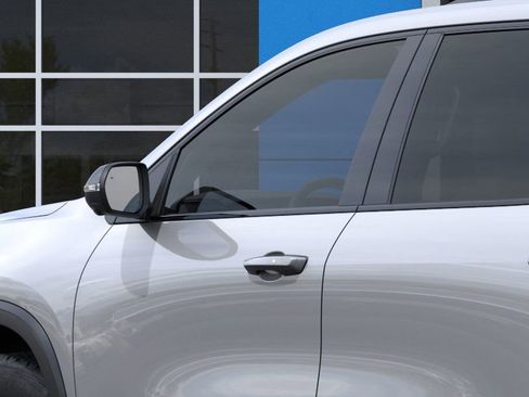 New 2026 GMC Acadia AT4 w/ Super Cruise Package image 13