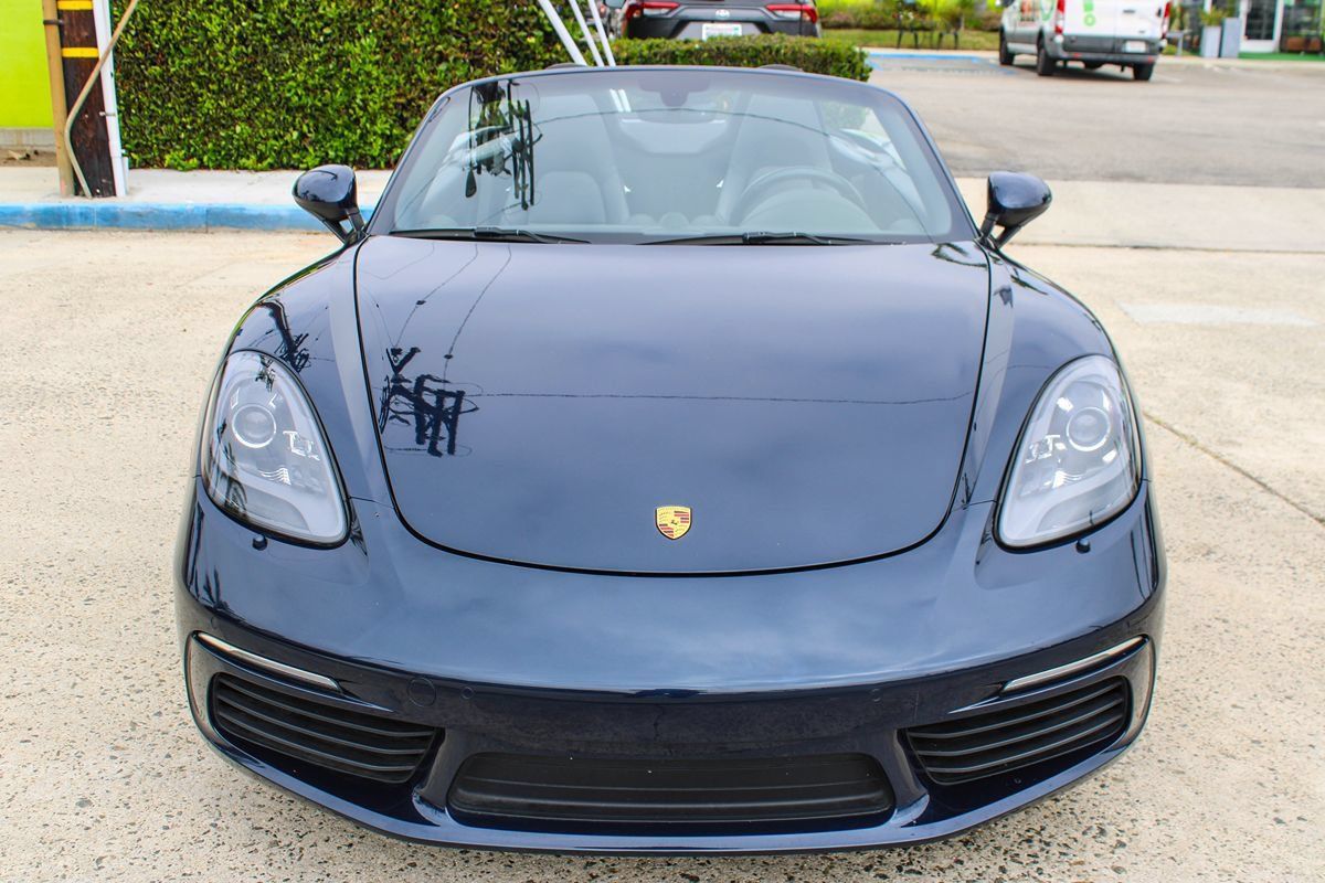 Used 2018 Porsche 718 Boxster S RWD image 9