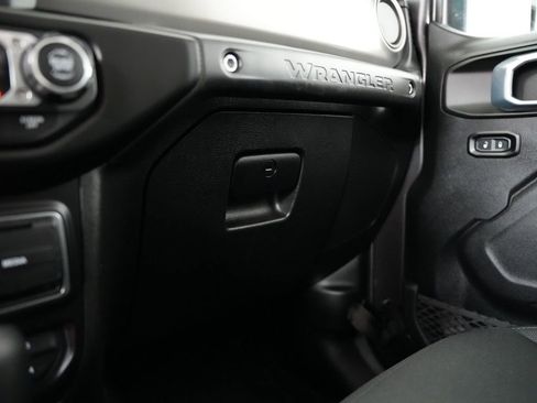 Used 2021 Jeep Wrangler Sport AWD/4WD image 40